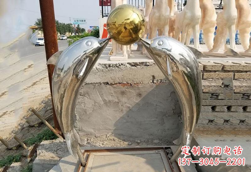 安阳不锈钢镜面海豚顶球雕塑