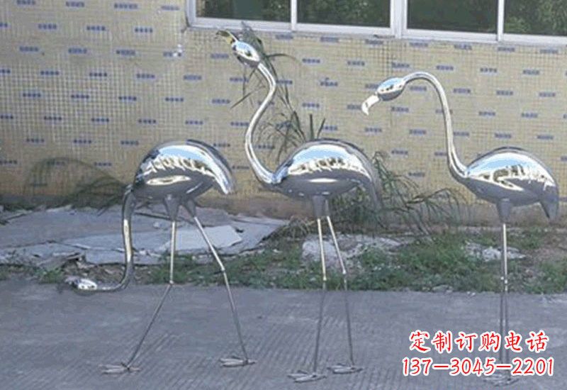 安阳不锈钢镜面火烈鸟雕塑