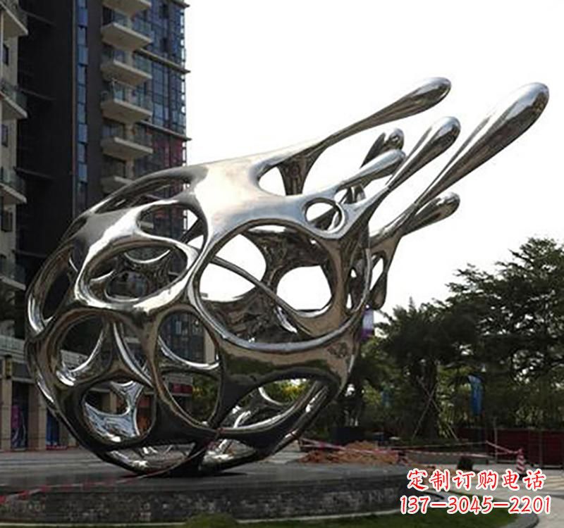 安阳不锈钢镜面火龙果雕塑