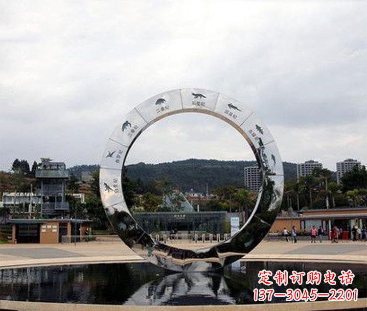 安阳不锈钢恐龙浮雕圆环雕塑