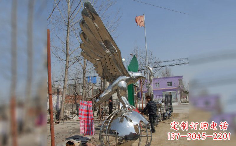 安阳不锈钢老鹰雕塑2