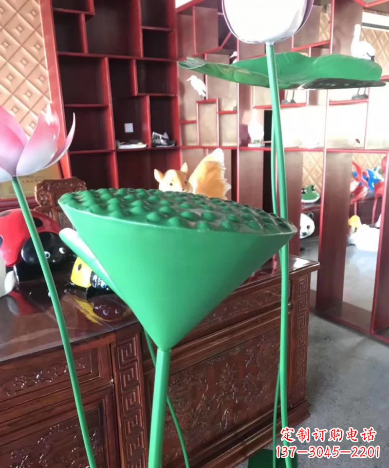 安阳不锈钢莲藕景观雕塑
