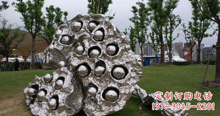 安阳不锈钢莲蓬景观雕塑1