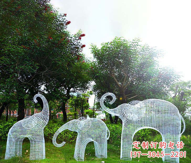 安阳不锈钢镂空大象雕塑1