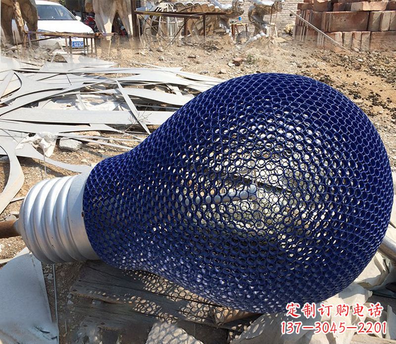 安阳不锈钢镂空灯泡雕塑