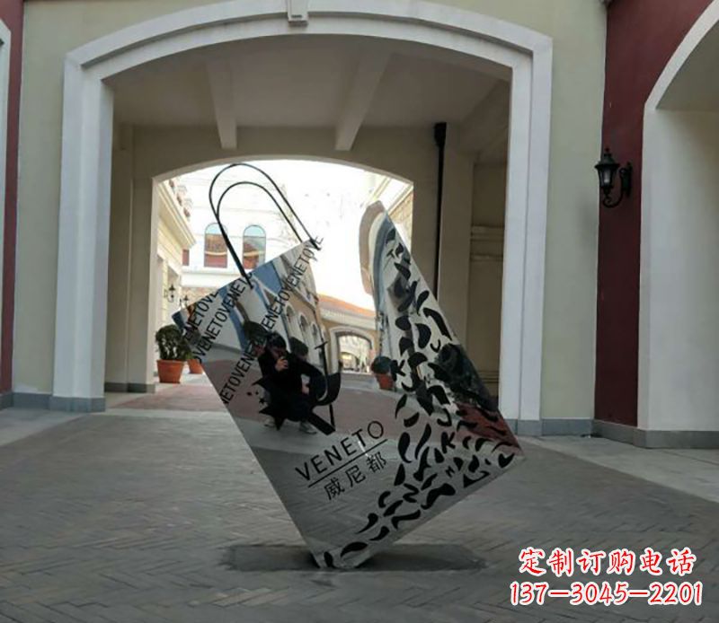 安阳不锈钢镂空购物袋雕塑