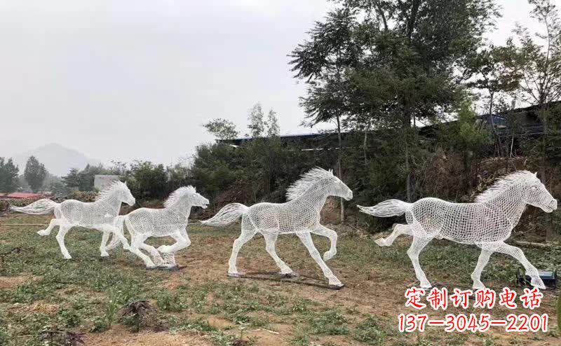 安阳不锈钢镂空群马群奔跑雕塑