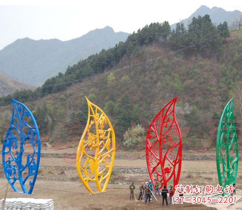 安阳不锈钢镂空树叶景观雕塑1