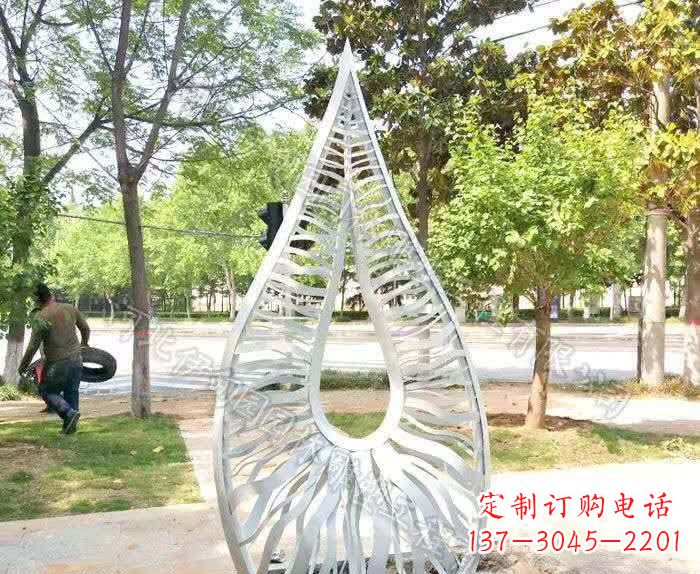 安阳不锈钢镂空造型水滴雕塑