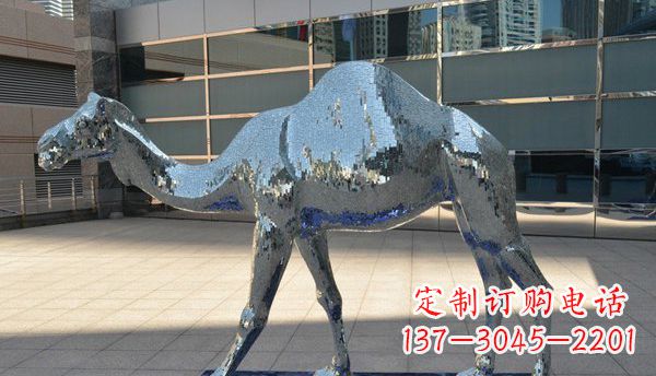 安阳不锈钢骆驼动物雕塑