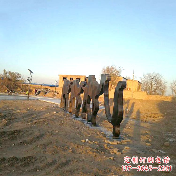 安阳不锈钢骆驼剪影雕塑-公园抽象铁艺动物雕塑