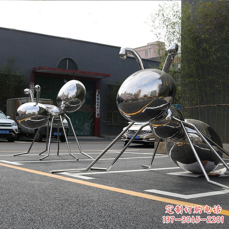 安阳蚂蚁雕塑给城市街道带来活力