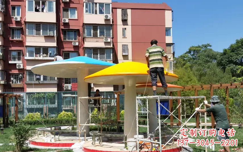 安阳不锈钢蘑菇凉亭雕塑