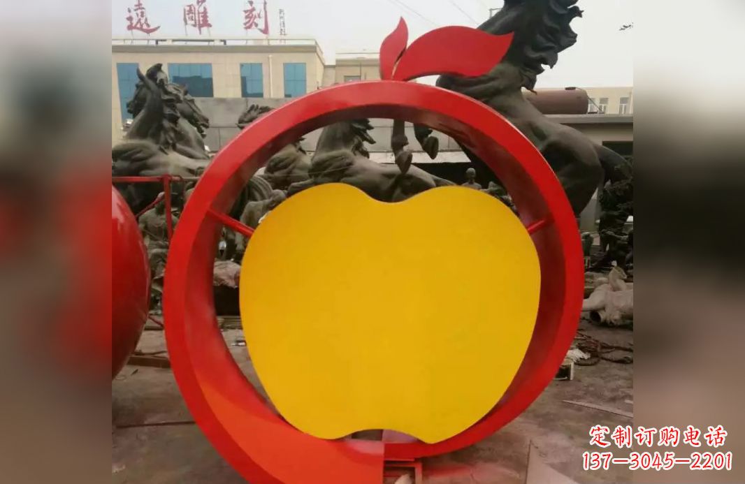 安阳不锈钢苹果广场雕塑