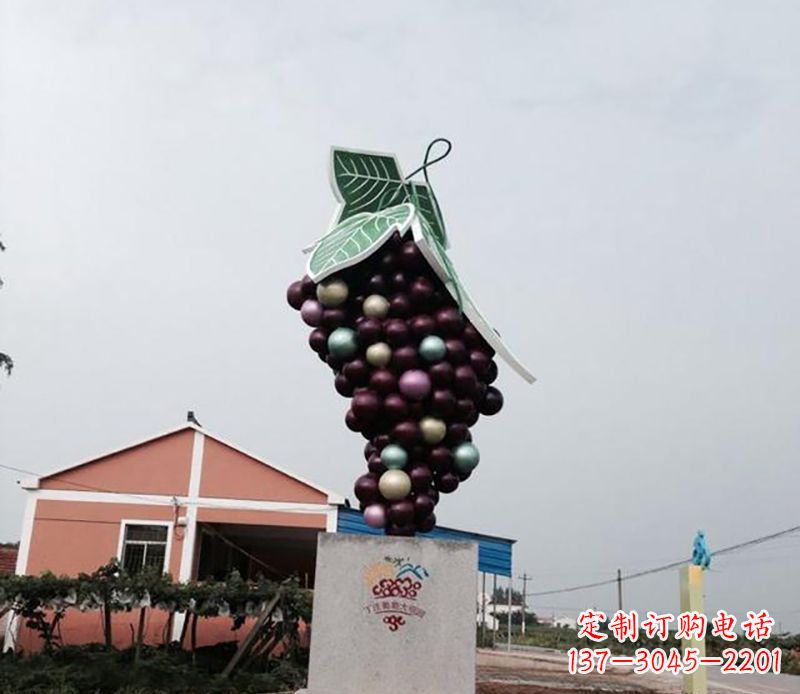安阳不锈钢葡萄雕塑