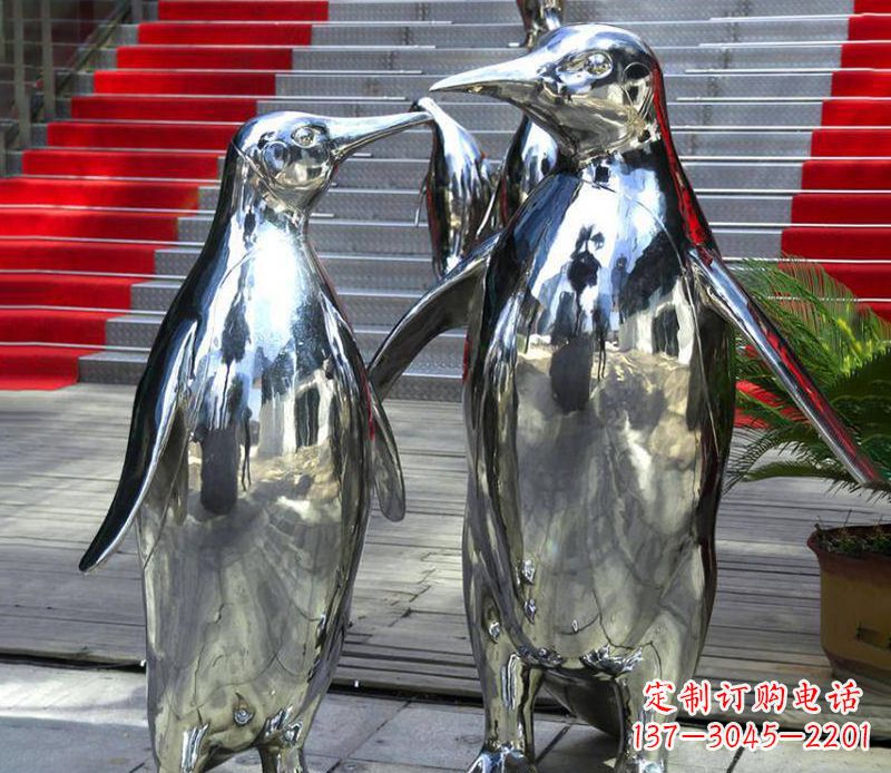 安阳不锈钢企鹅雕塑