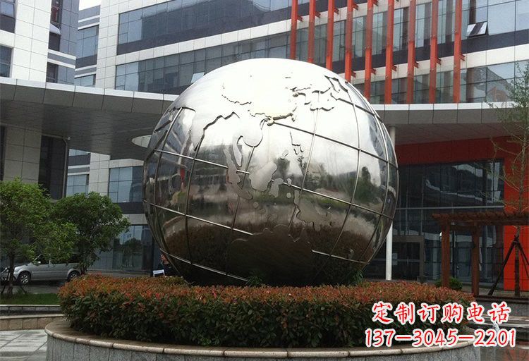 安阳不锈钢地球雕塑传递环保意识