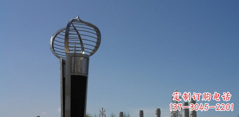 安阳不锈钢企业火炬形雕塑