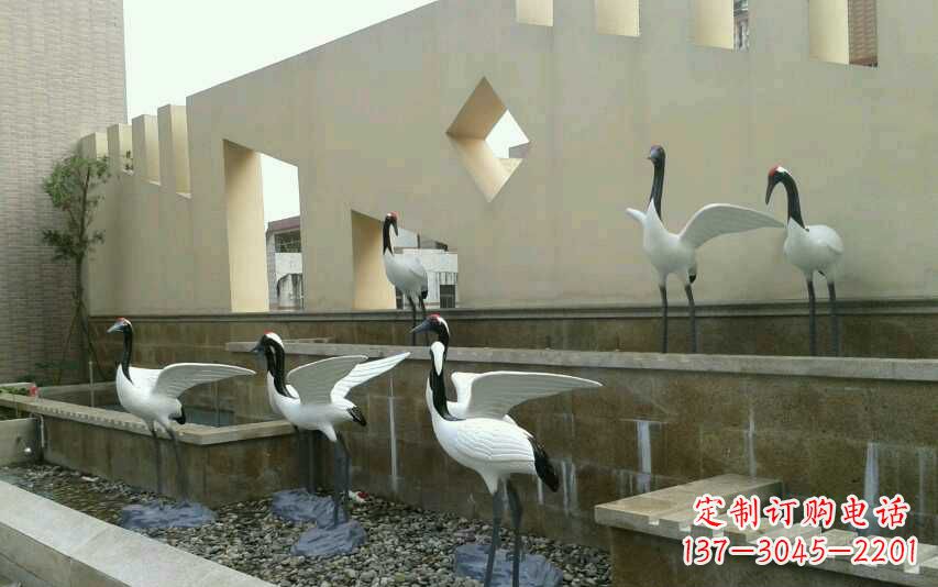 安阳不锈钢水池仙鹤雕塑
