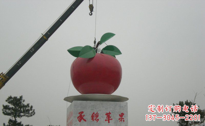 安阳不锈钢水果红苹果雕塑