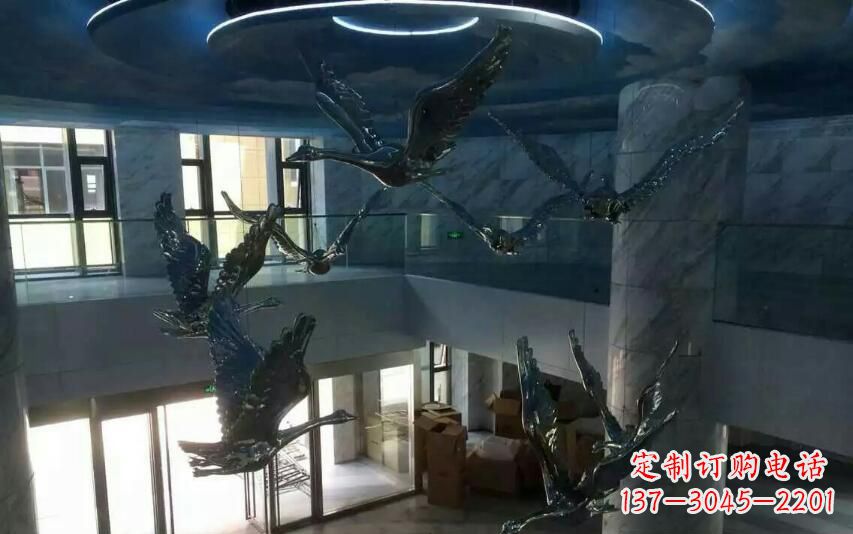 安阳不锈钢天鹅室内景观雕塑
