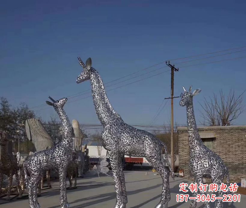 安阳不锈钢铁艺镂空长颈鹿