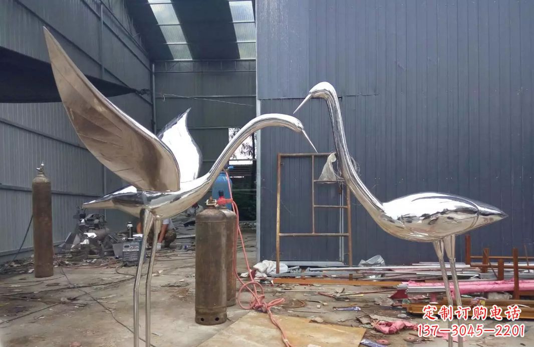 安阳不锈钢仙鹤动物雕塑