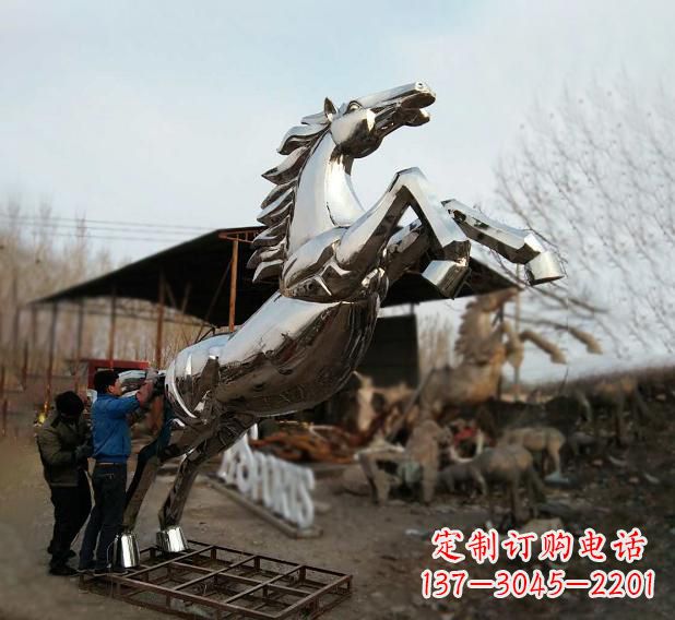 安阳不锈钢现代动物马雕塑