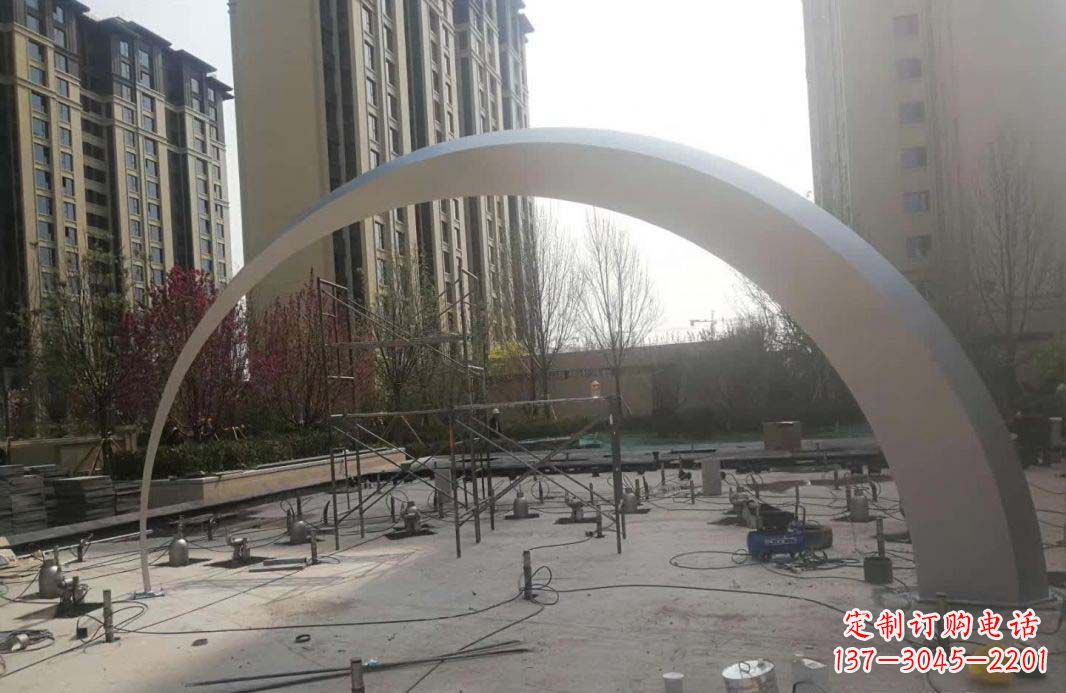 安阳不锈钢小区拱门雕塑