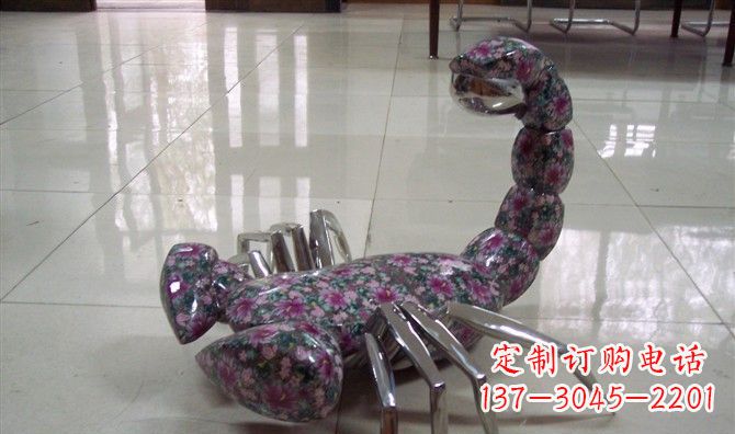 安阳不锈钢蝎子摆件雕塑