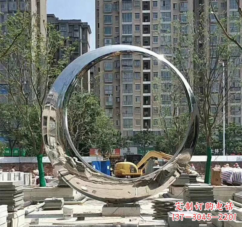 安阳不锈钢艺术圆环雕塑