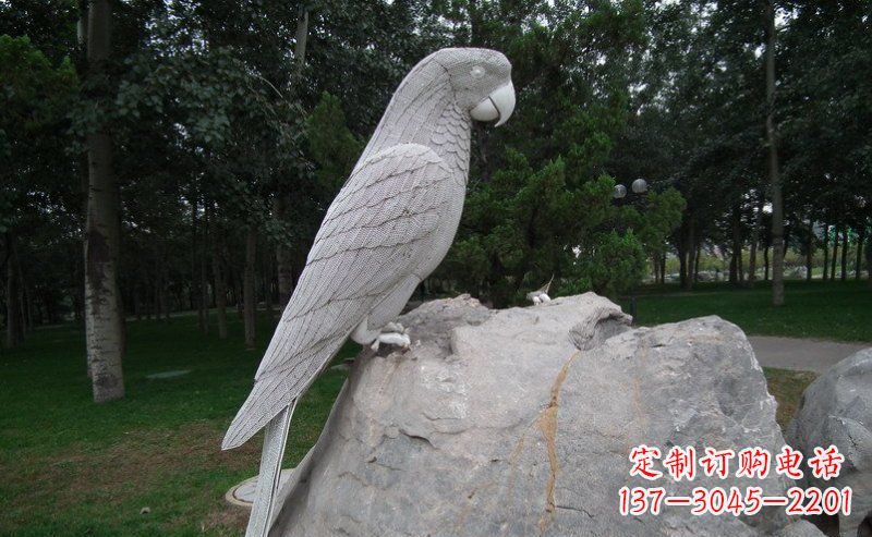 安阳不锈钢鹦鹉公园动物雕塑