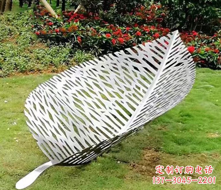 安阳不锈钢园林镂空树叶雕塑 (2)