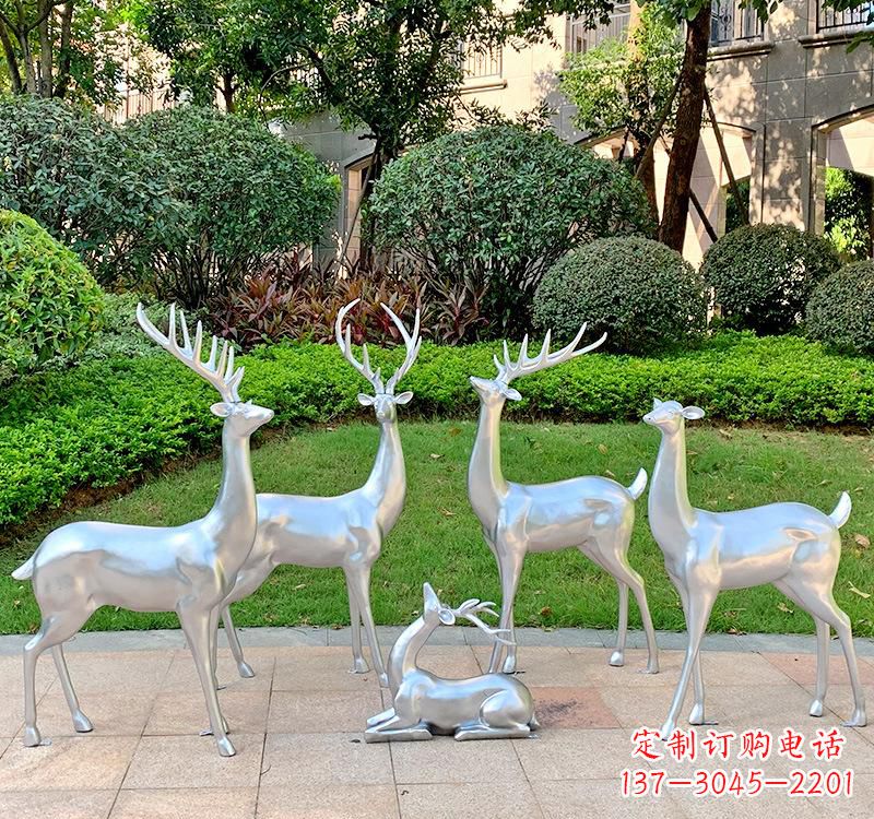 安阳不锈钢园林小鹿雕塑