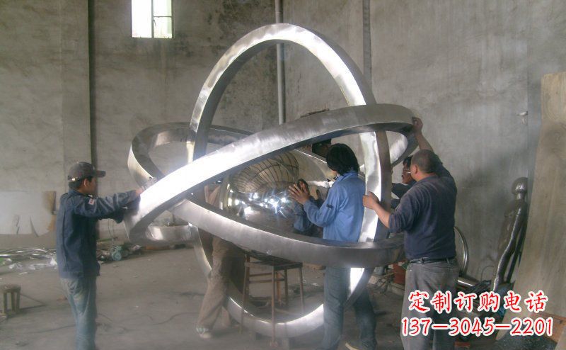 安阳不锈钢圆圈圆环雕塑