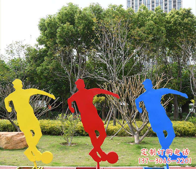 安阳不锈钢运动踢足球人物雕塑