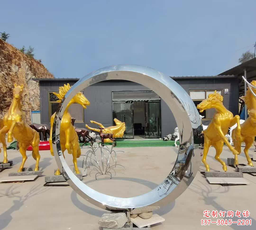 安阳不锈钢造型圆环景观雕塑