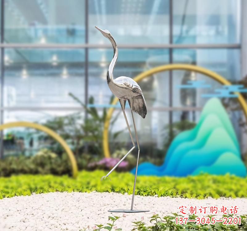 安阳不锈钢展翅仙鹤雕塑