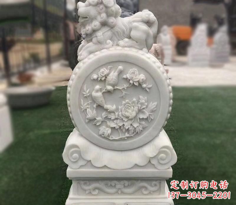 安阳草白玉麒麟浮雕门墩