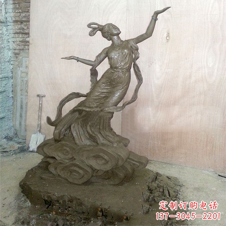 安阳嫦娥雕塑泥稿