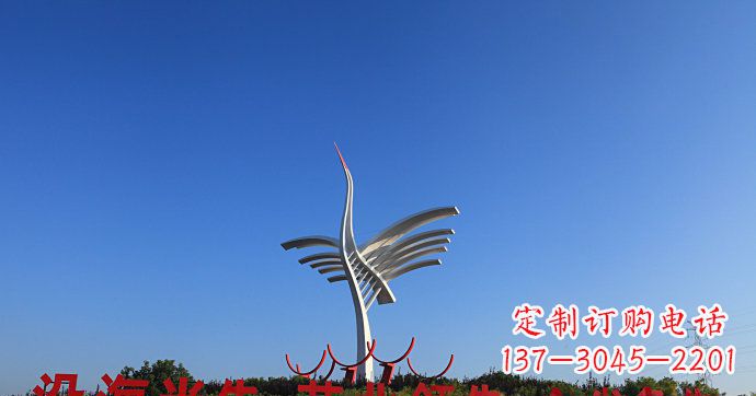 安阳城市抽象不锈钢仙鹤雕塑