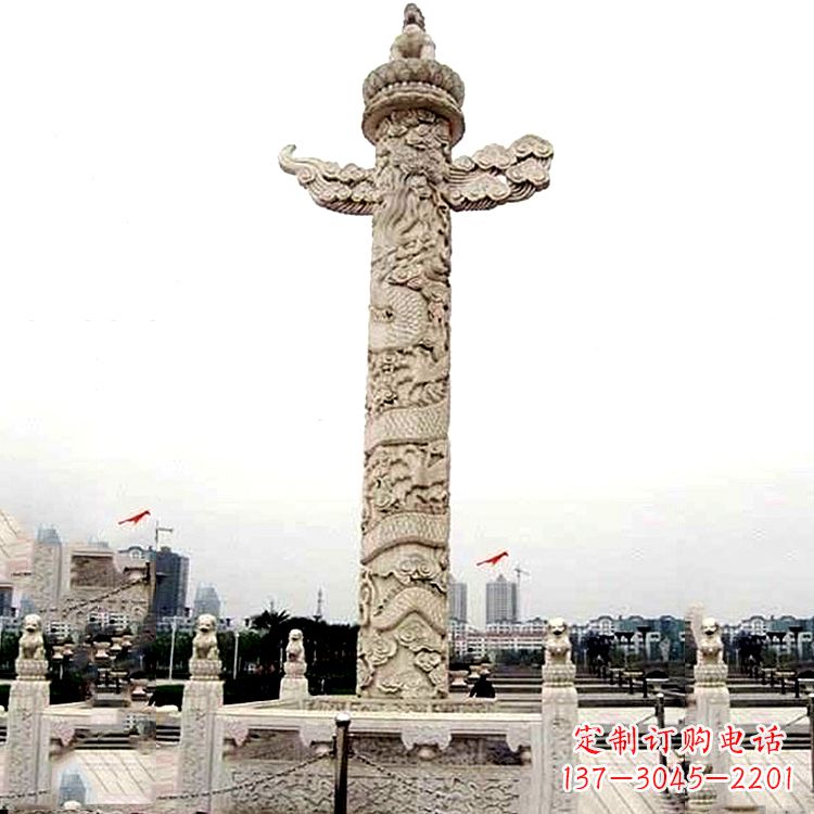 安阳城市广场华表石柱