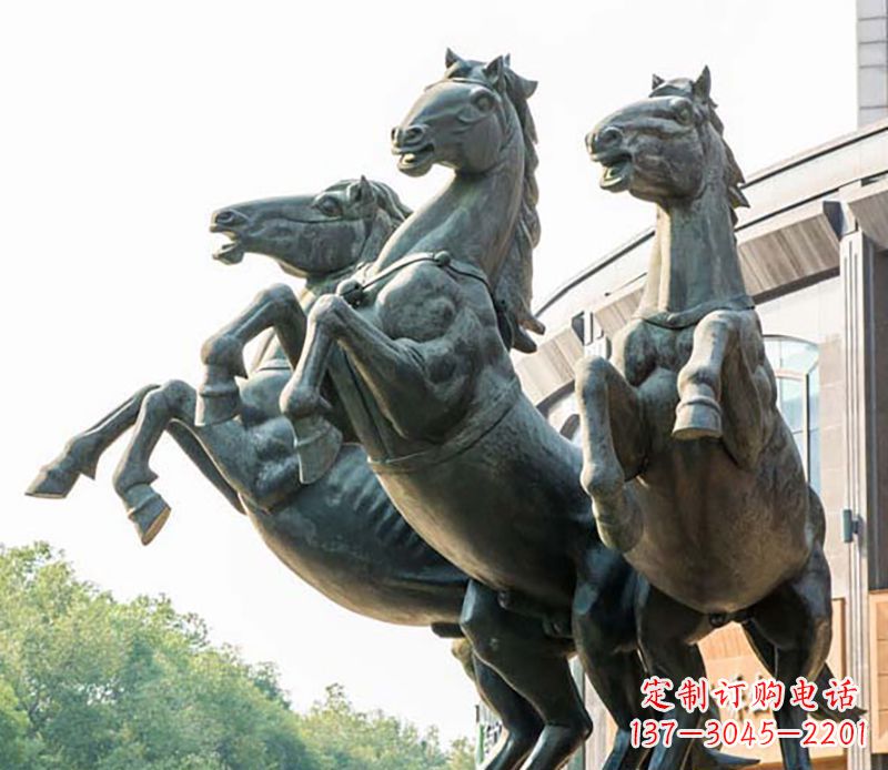 安阳马雕塑集传统文化与现代装置艺术于一身