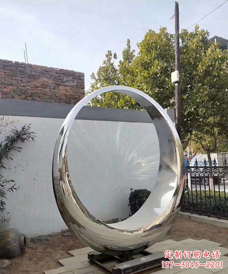 安阳城市圆环不锈钢雕塑