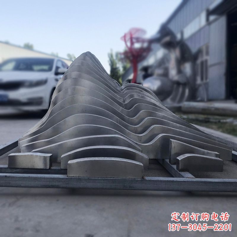 安阳抽象不锈钢假山