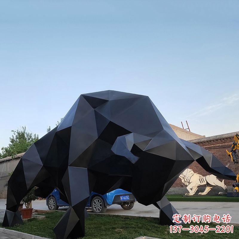 安阳抽象华尔街牛大型玻璃钢公园园林动物雕塑