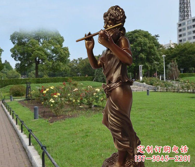 安阳吹笛子的美女城市花园景观玻璃钢仿铜雕塑