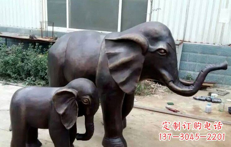 安阳大象母子铜雕塑