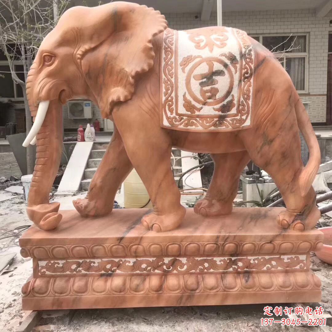 安阳大象柱子石雕景区