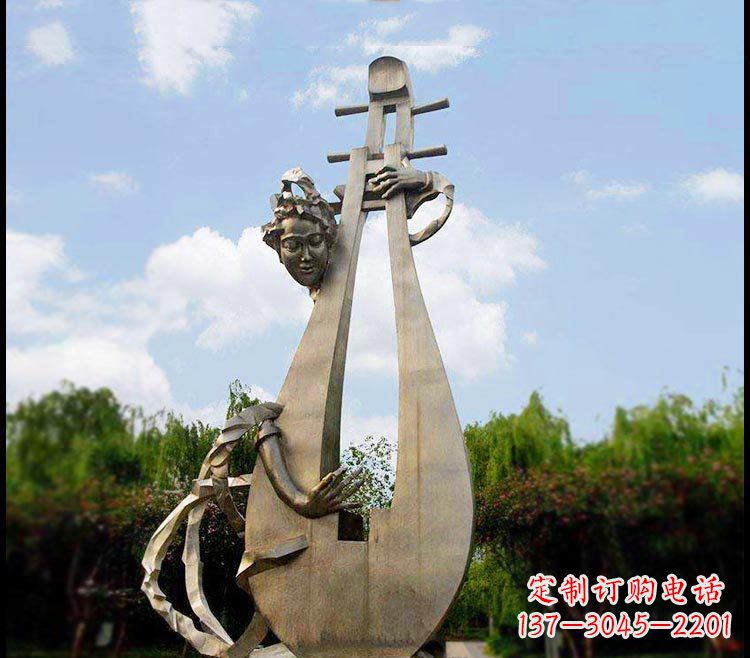 安阳大型弹琵琶的抽象人物铜雕